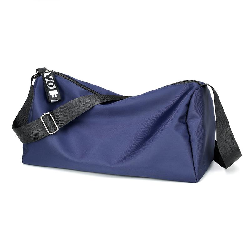 Trendy Lightweight Large Capacity Duffle Sports Bag